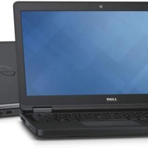 Portatil Dell Latitude E5550 de 15,6", Core i5-5200U 2,2 GHz, 8 GB de RAM, 500 GB HDD, Windows 10 Pro (recondicionado)